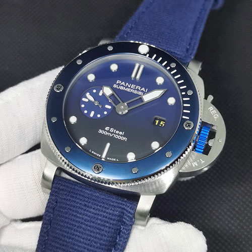極端値段パネライ サブマーシブル クアランタクアトロ PAM01289(QM生産工場)