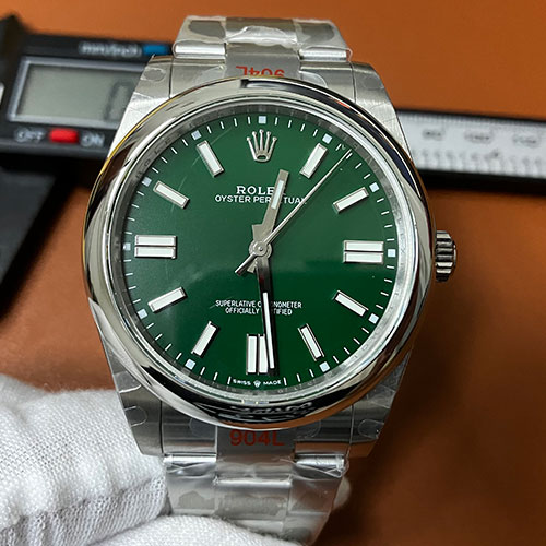 シングル腕時計ロレックス オイスターパーペチュアル126000(GM製造工場)