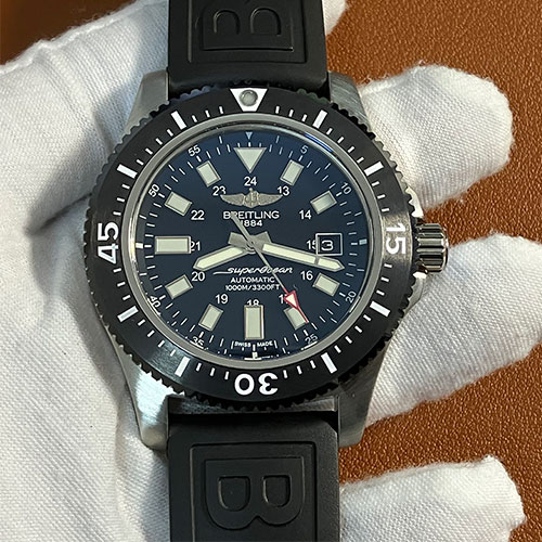 スポーツ時計ブライトリングスーパーオーシャン Y1739310.BF45.227S.A20SS.1(EF製造工場)