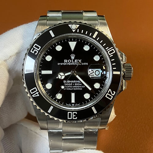 堅牢な腕時計ロレックスサブマリーナー126610LN(GM製造工場)