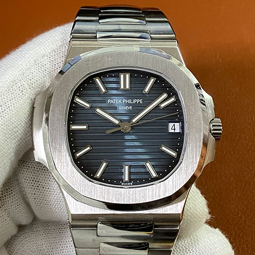 装着感OKパテックフィリップ ノーチラス 5711/1A-010(3K製造工場)
