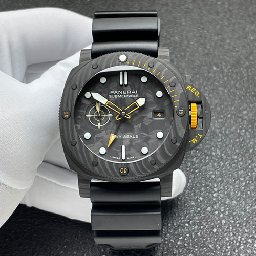 良い値段パネライ サブマーシブル PAM01324(VS製造工場)