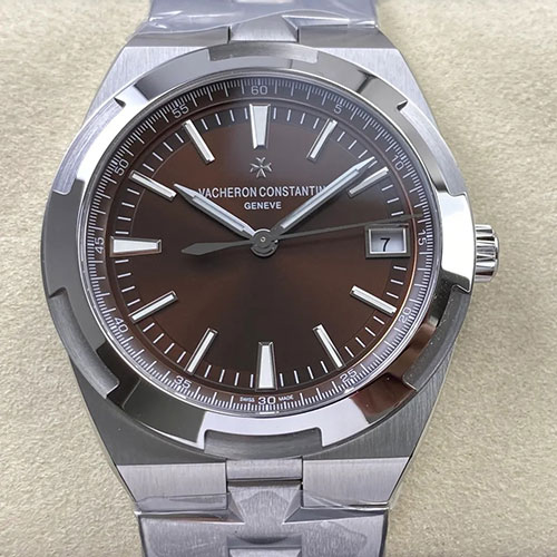 PPF製レプリカ時計 ヴァシュロン・コンスタンタン 4500V/110A-B146 オーヴァーシーズ 41mm ブルー Cal.5100搭載!